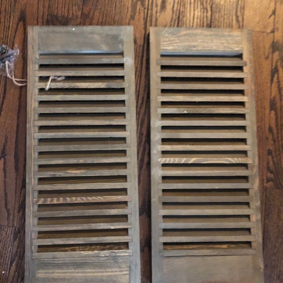 artminds Other - NWT Artminds set of two Shutter signs